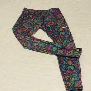 Nike Dri Fit 7/8 length leggings